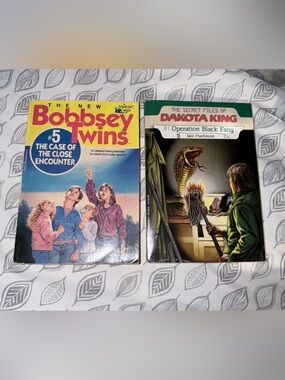 Scholastic Yellow and Green Retro Paperback Back Covers Bobbsey Twins books